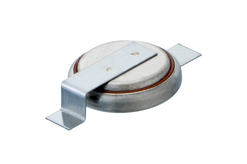 CR1025SM 带有两个标签页的水平SMD组件 SM 版本